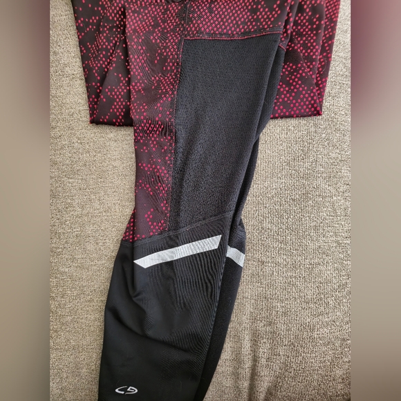 Very GUC unique women's leggings - Picture 2 of 6